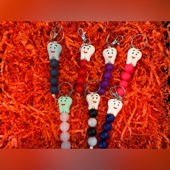 Keychain - Picture 3 of 14